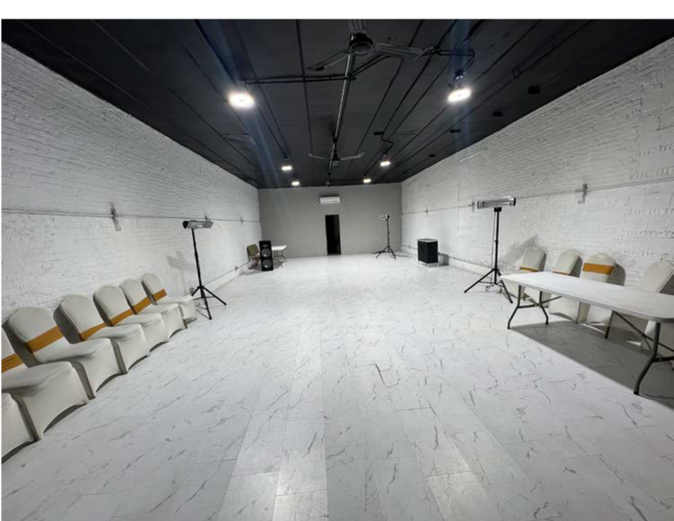 More Photos Of 211 E 123rd St, New York Warehouse For Lease