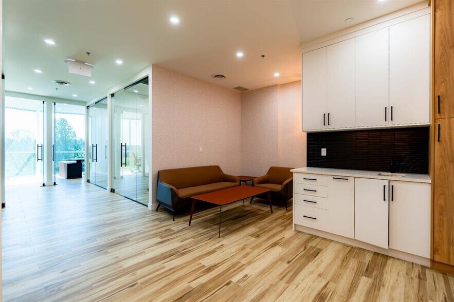 More Photos Of 15315 66 Ave, Surrey Office For Sale