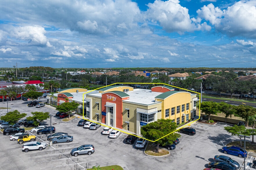 More Photos Of 13774 Plantation Rd, Fort Myers Medical For Lease