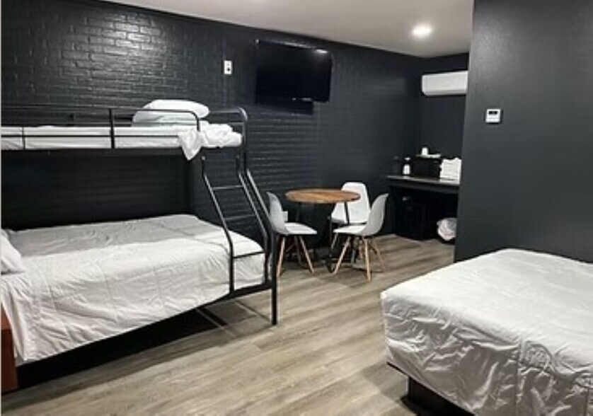 More Photos Of 6199 Highway 165, Columbia Hotel For Sale