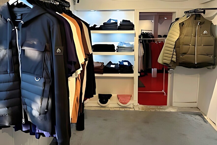 More Photos Of 117 Main St, Sag Harbor Storefront Retail Residential For Sale