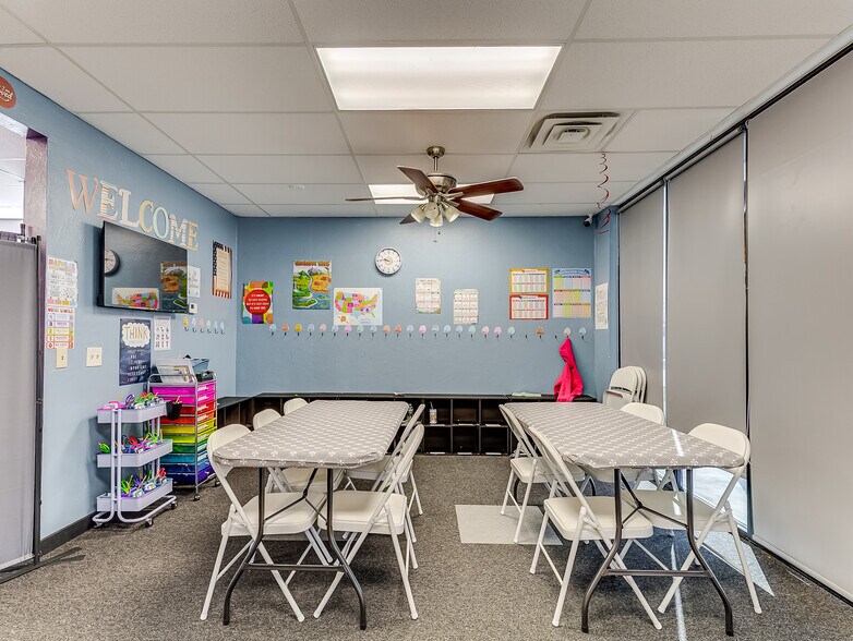 More Photos Of 17311 NE 23rd St, Choctaw Office For Sale