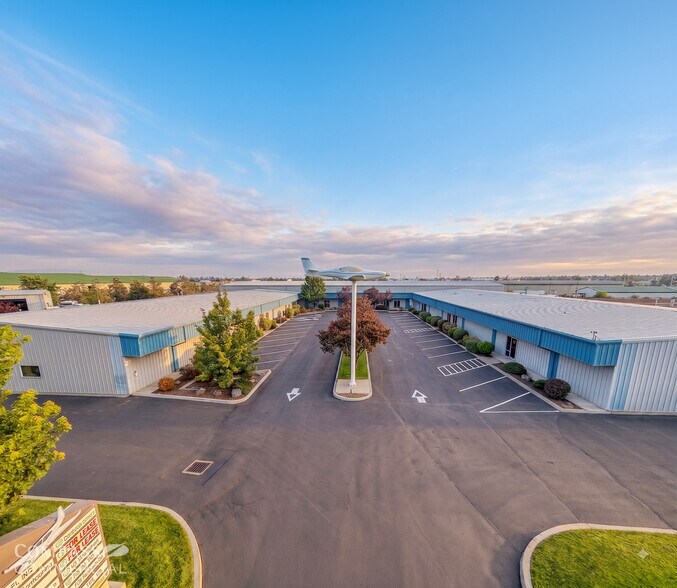 Primary Photo Of 217 Pumice Ave, Redmond Industrial For Sale