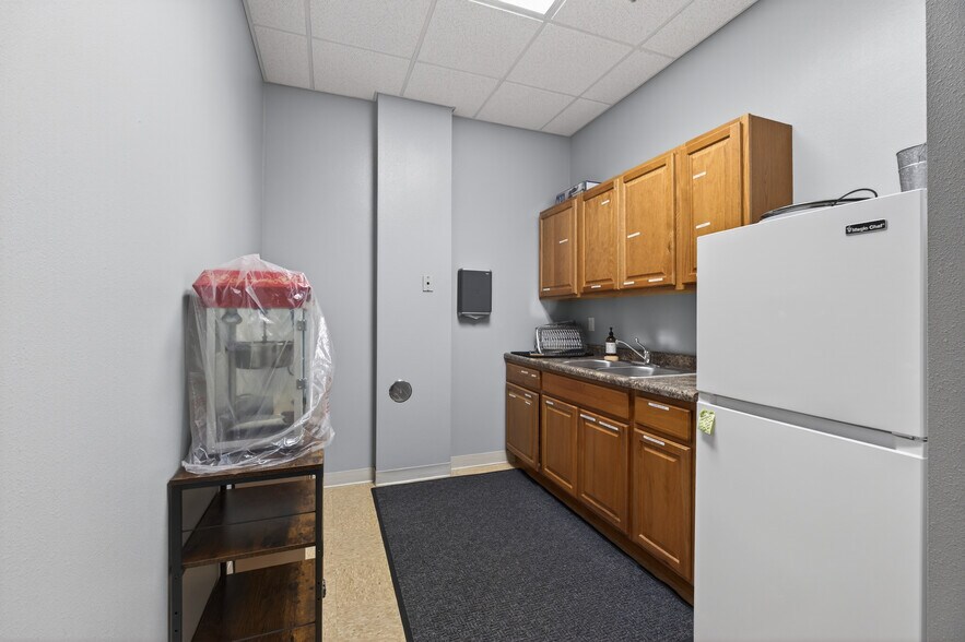 More Photos Of 1000 E Riverview Expy, Wisconsin Rapids Unknown For Lease