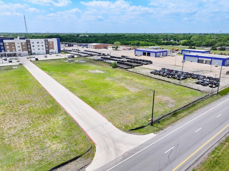 More Photos Of 503 E US Highway 80, Forney Land For Sale