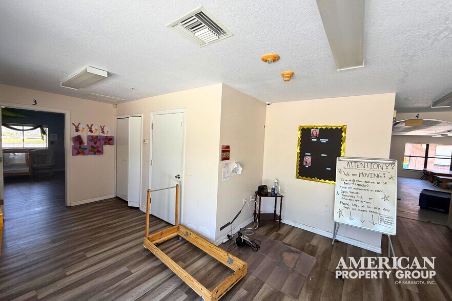 More Photos Of 2209 75th St W, Bradenton Religious Facility For Lease