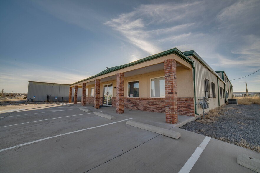 More Photos Of 43 N Silicon Dr, Pueblo Warehouse For Sale