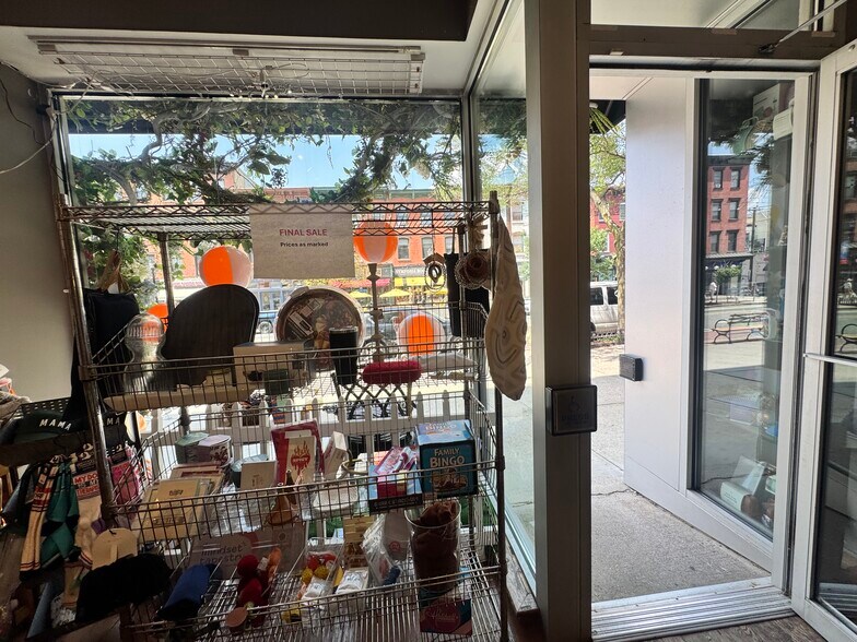 More Photos Of 509 Washington St, Hoboken Apartments For Lease