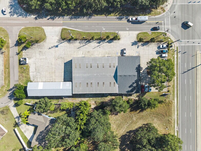 More Photos Of 320 S Tubb St, Oakland Warehouse For Sale