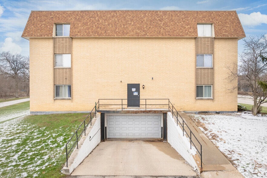 More Photos Of 6440 Fairfield Ave, Fort Wayne Apartments For Sale