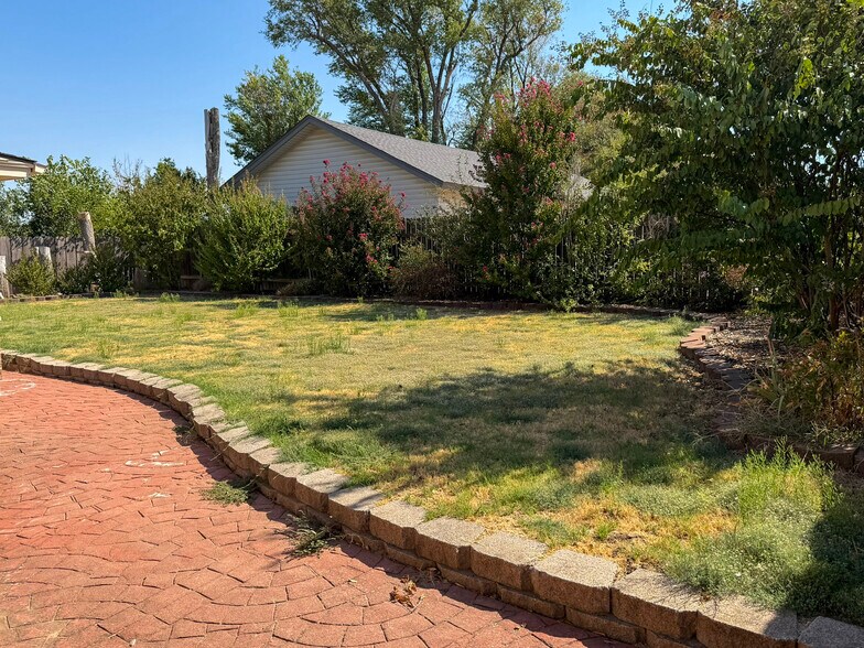 More Photos Of 1115 N Cleveland St, Enid Land For Sale