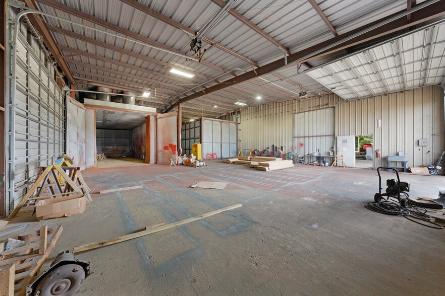 More Photos Of 14733 E State Hwy 11, Como Warehouse For Sale