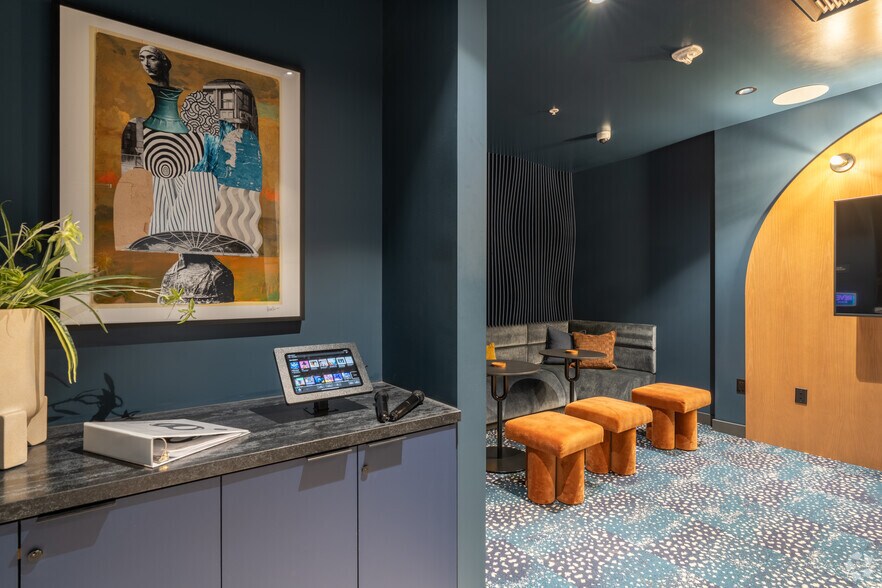 More Photos Of 1390 NE Compton Dr, Hillsboro Multifamily For Sale