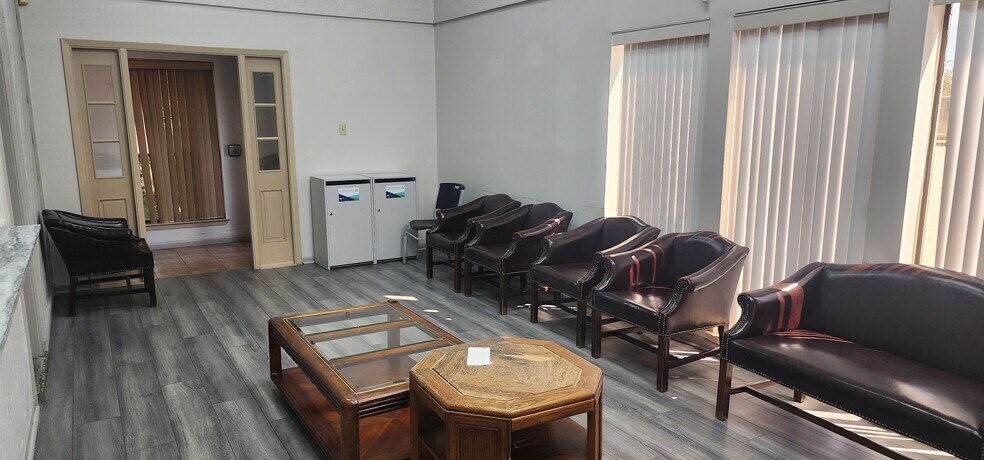 More Photos Of 2608 Matlock Rd, Arlington Medical For Lease