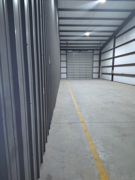 More Photos Of 155 US 285 N hwy, Pecos Warehouse For Sale