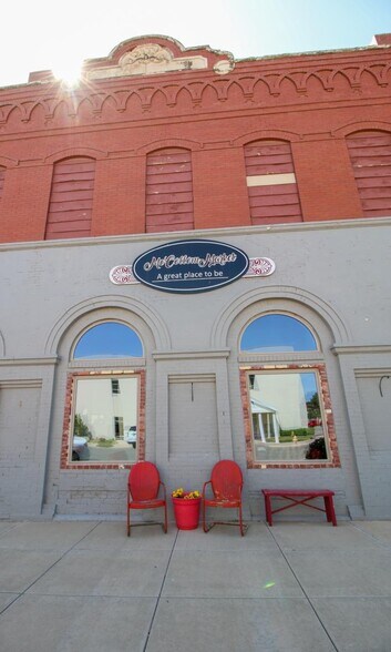 More Photos Of 100 W 4th St, Hobart Restaurant For Sale