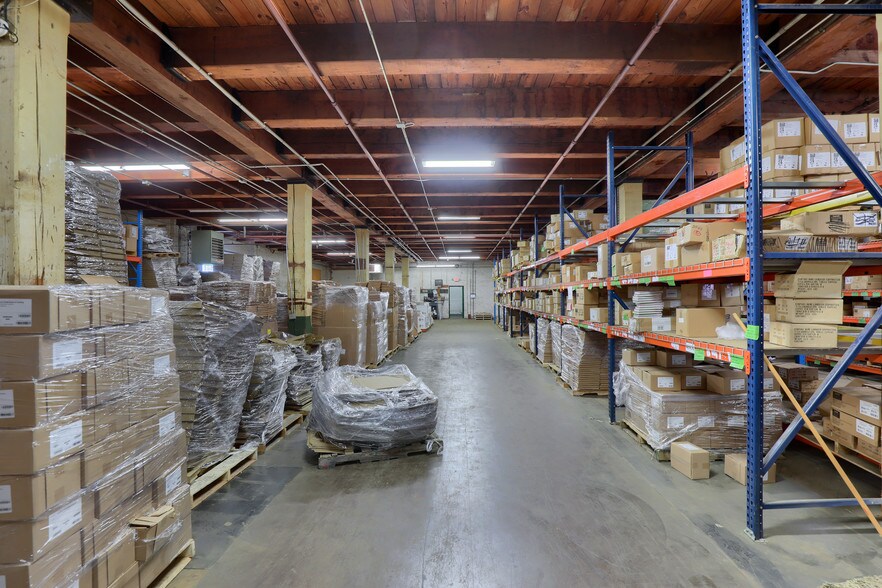 More Photos Of 6155-6165 E Main St, East Petersburg Industrial For Sale