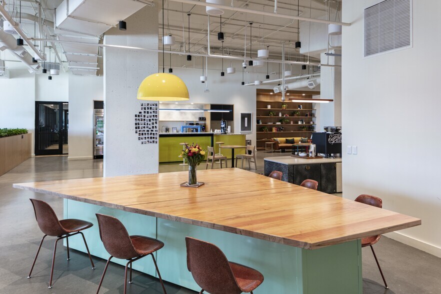 More Photos Of 110 N Corcoran St, Durham Coworking Space