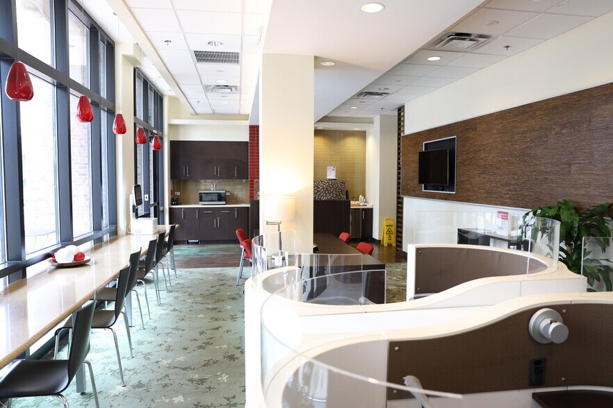 More Photos Of 113-123 S Monroe St, Tallahassee Office For Sale