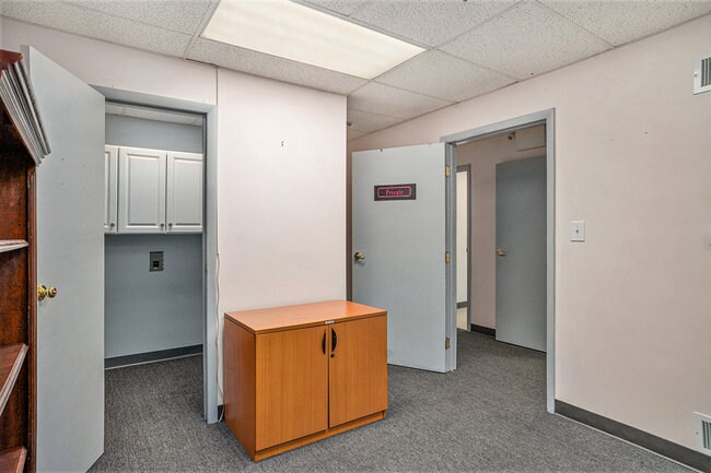 More Photos Of 813 Bethlehem Pike, Erdenheim Medical For Lease