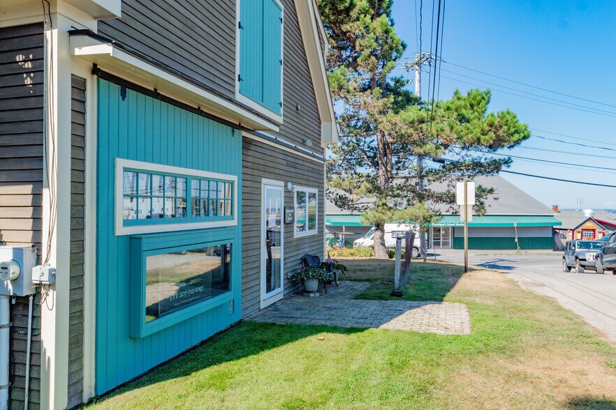 More Photos Of 15 Epps St, Portland Storefront For Sale