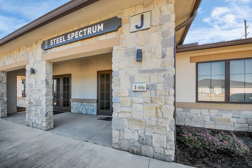 More Photos Of 800 Bonaventure Way, Sugar Land Medical For Sale