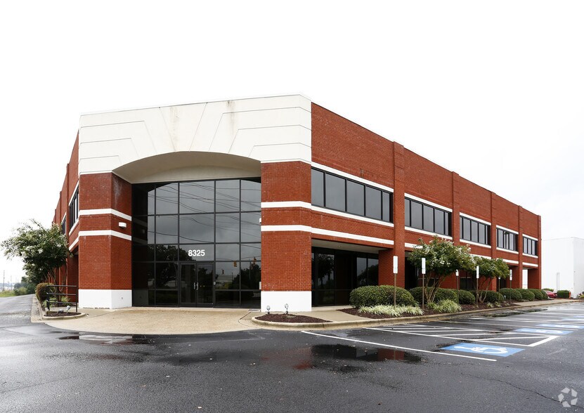 More Photos Of 8325 US 70 Bus Hwy W, Clayton Flex For Lease