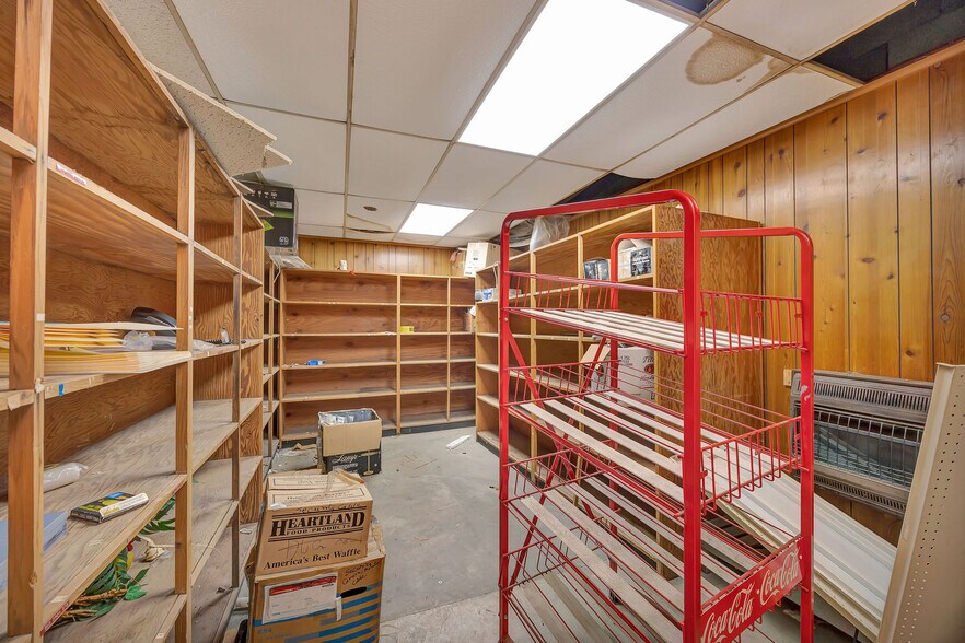 More Photos Of 100 S Brookville Pike, West College Corner Freestanding For Sale