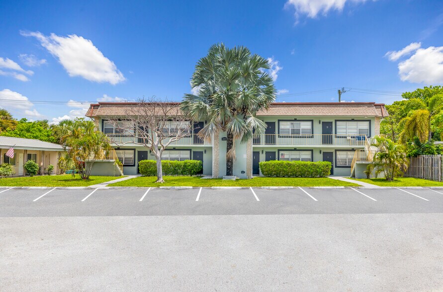 Primary Photo Of 2255 SE 5th St, Pompano Beach Apartments For Sale