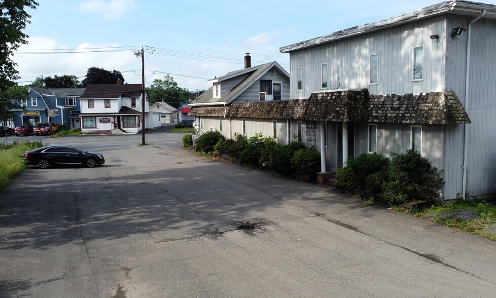 More Photos Of 930 N 9th St, Stroudsburg Storefront Retail Residential For Sale