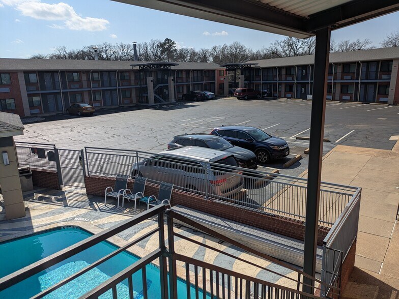 More Photos Of 3100 W Northwest Loop 323, Tyler Hotel For Sale