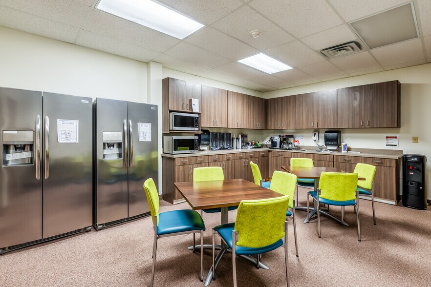 More Photos Of 9330 Amberton Pky, Dallas Office For Lease