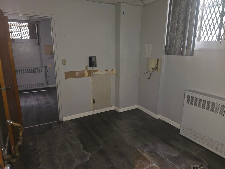 More Photos Of 3835-3845 Sedgwick Ave, Bronx Apartments For Lease