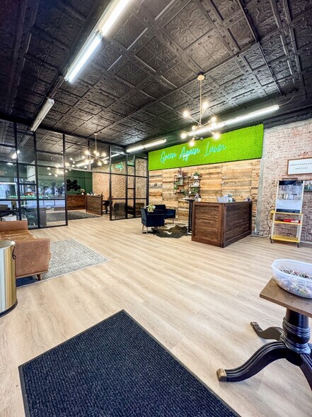 More Photos Of 10 S Silver St, Paola Office For Sale