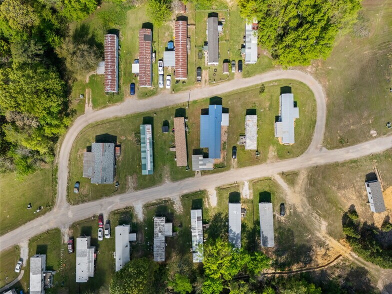 More Photos Of 120 Liberty Ln, Mount Vernon Manufactured Housing Mobile Home Park For Sale