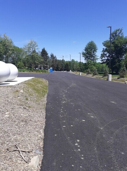 More Photos Of 735 State Route 52, Walden Warehouse For Sale