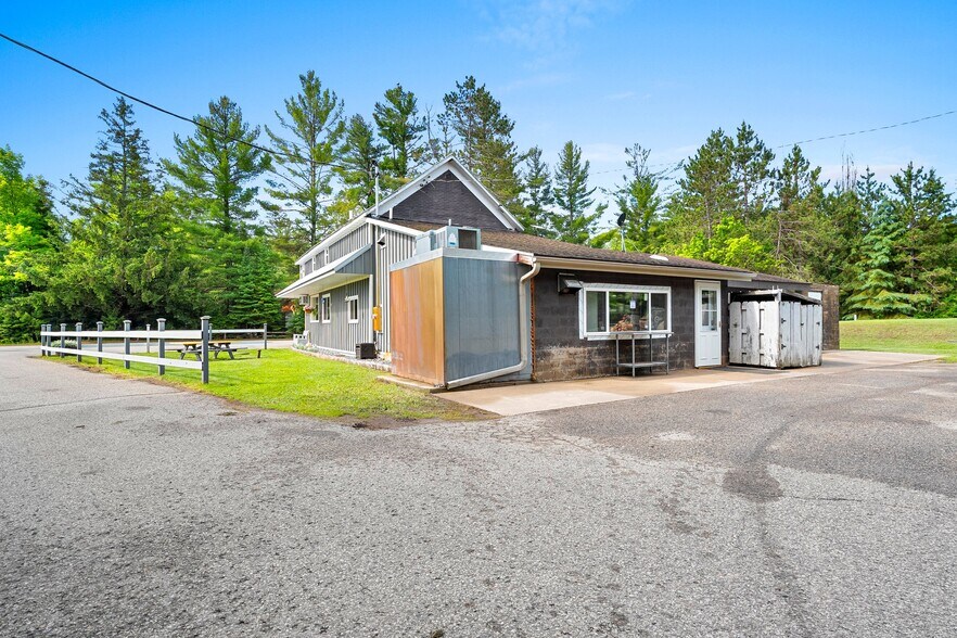 More Photos Of N12808 Northway Dr, Athelstane Restaurant For Sale