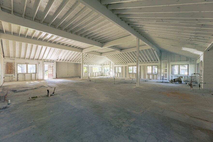 More Photos Of 8000 E Prentice Ave, Englewood Office For Sale