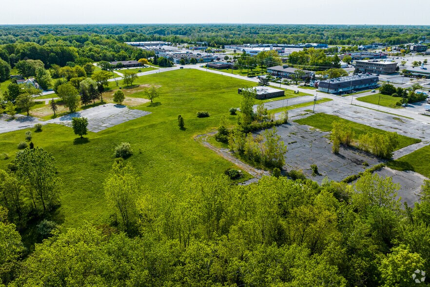 More Photos Of 441 Griswold Rd, Elyria Land For Sale