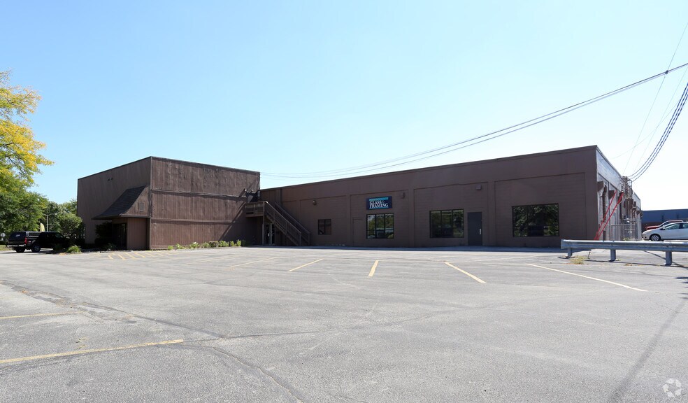 More Photos Of 770 S Main St, Fond Du Lac Unknown For Lease