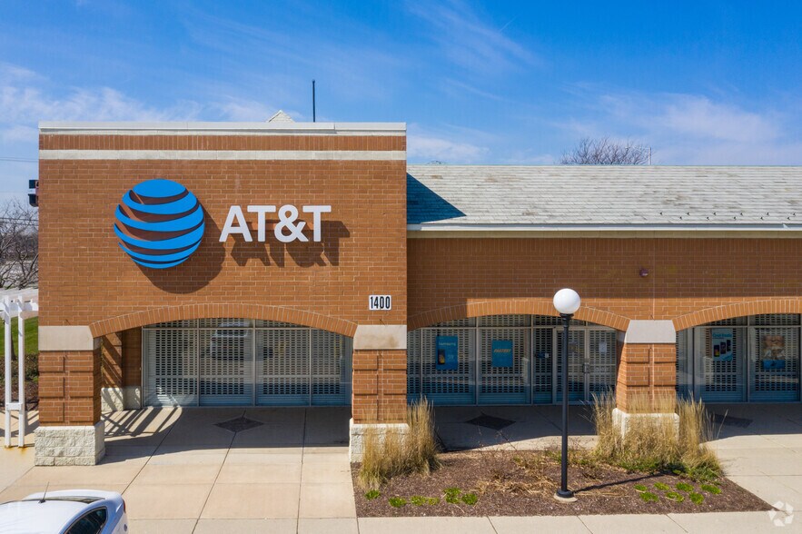 More Photos Of 1430-1540 E Golf Rd, Schaumburg Unknown For Lease