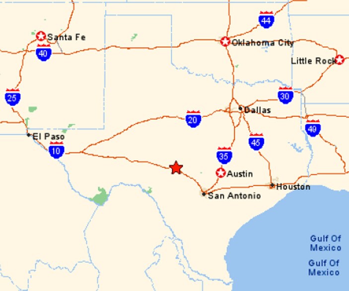 More Photos Of 2341 N Main St, Junction Restaurant For Sale