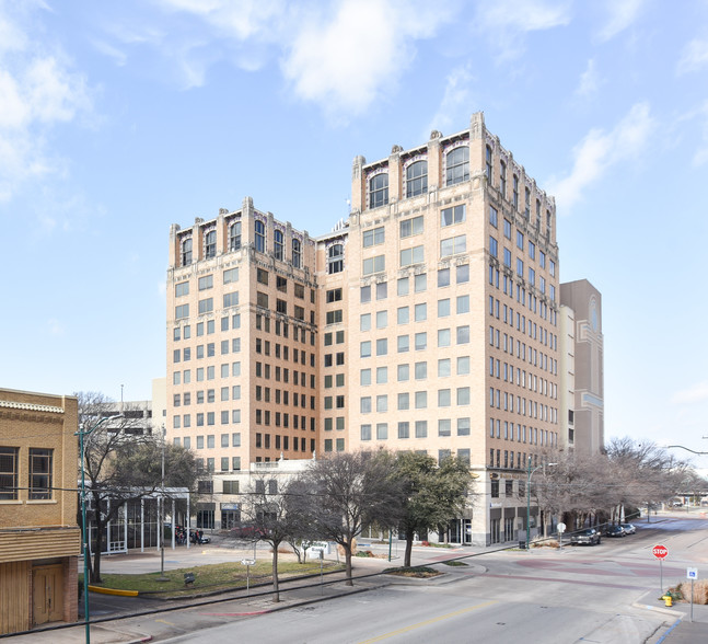 Primary Photo Of 900 8th St, Wichita Falls Office For Lease