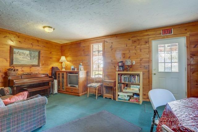 More Photos Of Highway 31, Summer Lake Lodge Meeting Hall For Sale