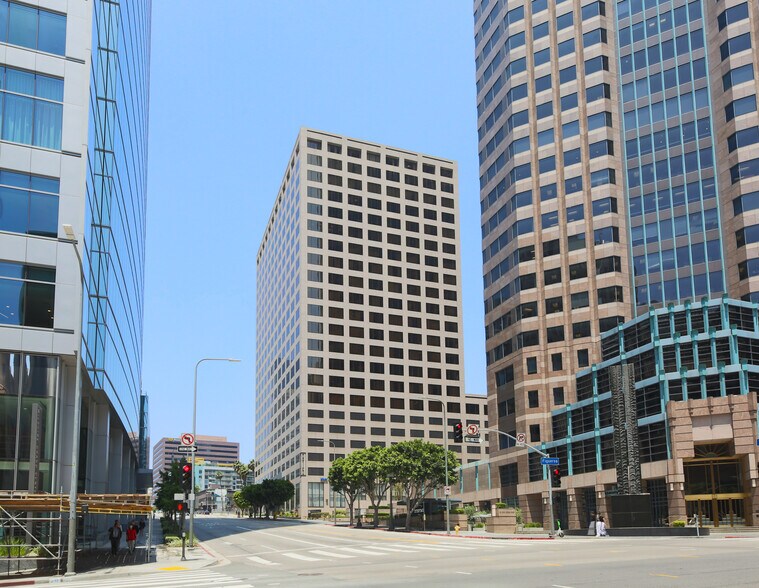 More Photos Of 915 Wilshire Blvd, Los Angeles Office For Lease