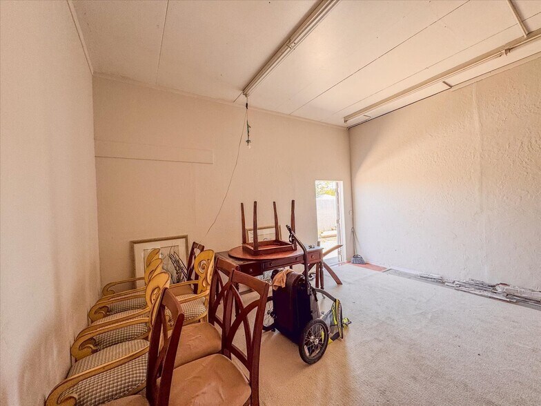 More Photos Of 17671-17681 San Carlos Blvd, Fort Myers Marina For Sale