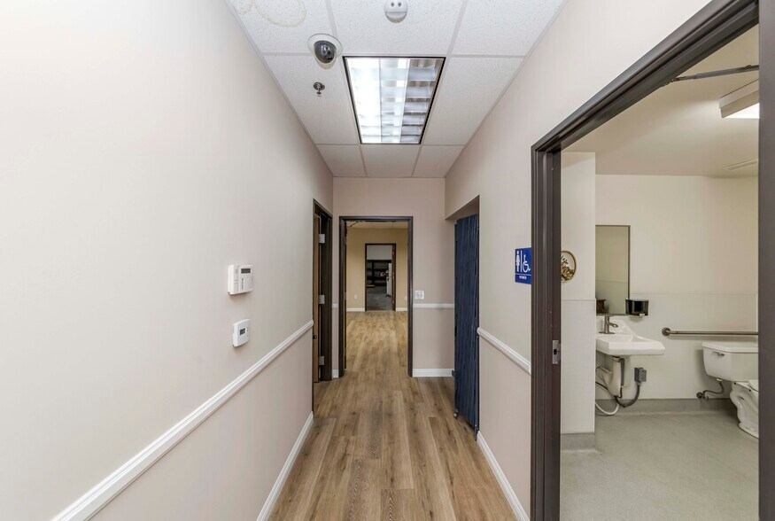 More Photos Of 1452 E Valencia Dr, Fullerton Warehouse For Sale