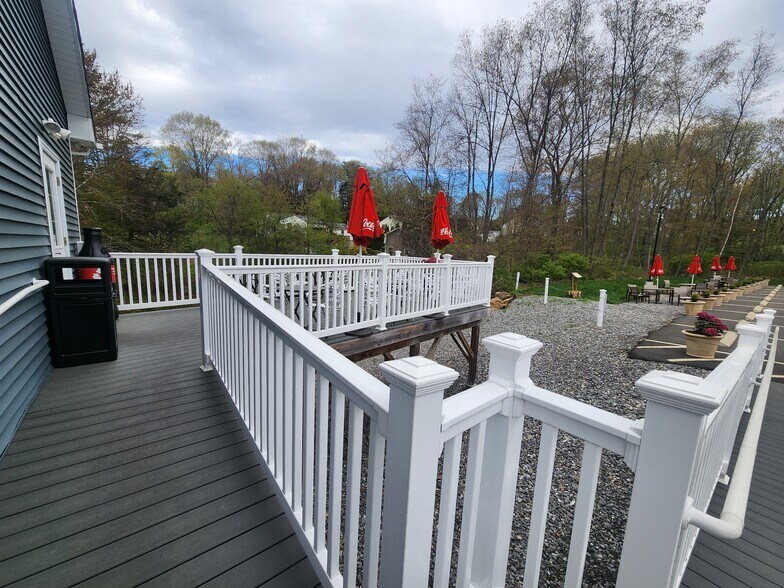 More Photos Of 605 Wolcott Rd, Wolcott Specialty For Sale