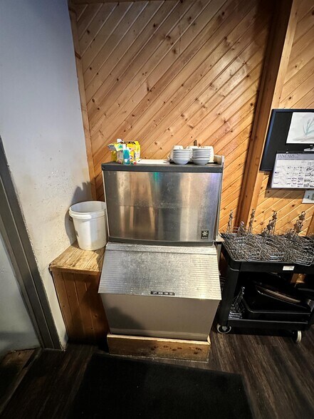 More Photos Of 102 E Railroad St, Lena Apartments For Sale