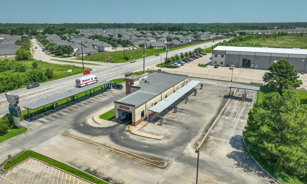 More Photos Of 2858 Treaschwig Rd, Houston Carwash For Sale